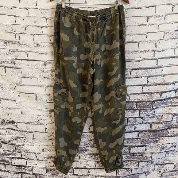 Womens Cargo Camouflage Joggers | Poshmark